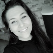 Péťulka Hrádková Holub